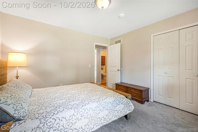 4620 Woodhull Drive, Independence Charter Township, MI 48346