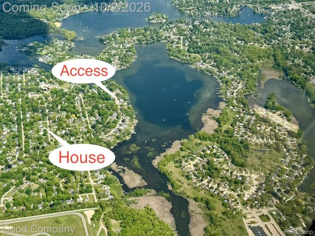 4620 Woodhull Drive, Independence Charter Township, MI 48346