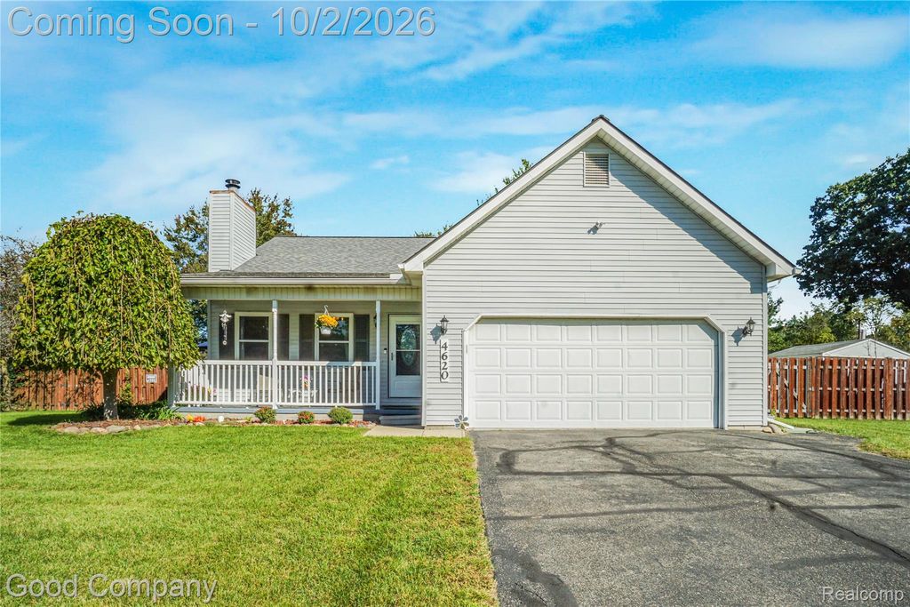 4620 Woodhull Drive, Independence Charter Township, MI 48346