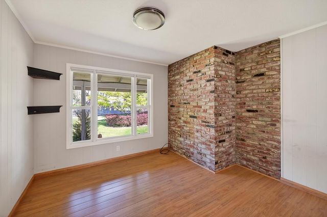 6730 Lakeview Dr, Carmichael, CA 95608