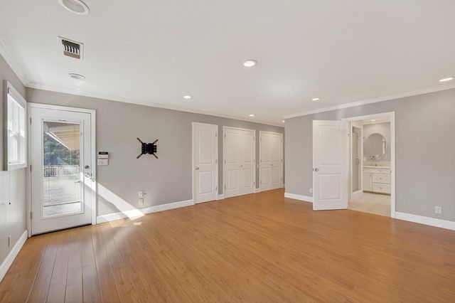 6730 Lakeview Dr, Carmichael, CA 95608