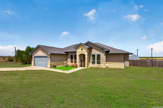 726 Abbott Cv, St Hedwig, TX 78152