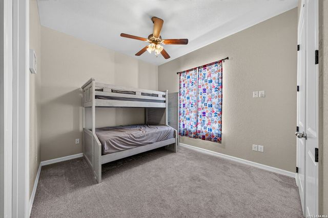 726 Abbott Cv, St Hedwig, TX 78152