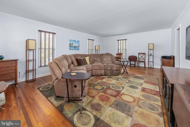 271 BEACON AVE, Vineland, NJ 08360