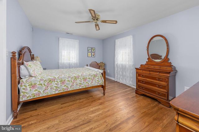 271 BEACON AVE, Vineland, NJ 08360