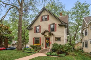 1670 Ashland Avenue, Saint Paul, MN 55104