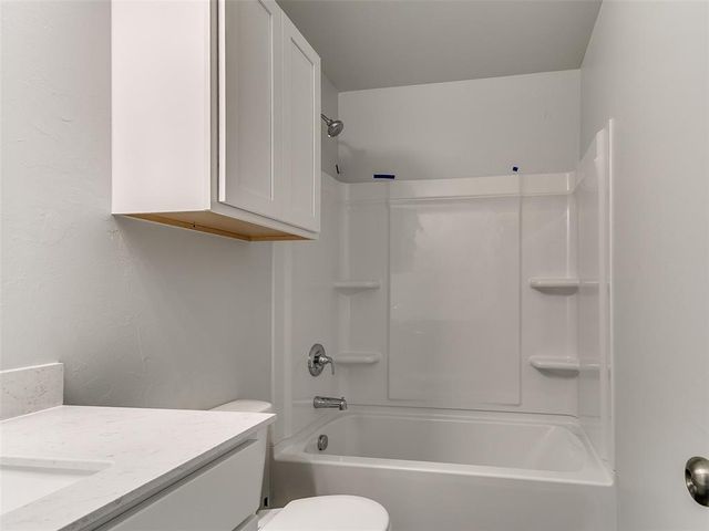 13157 Huntington Drive, Edmond, OK 73025