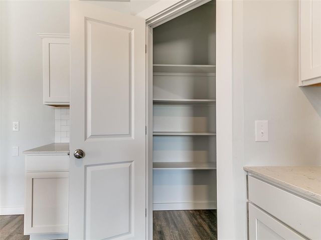 13157 Huntington Drive, Edmond, OK 73025