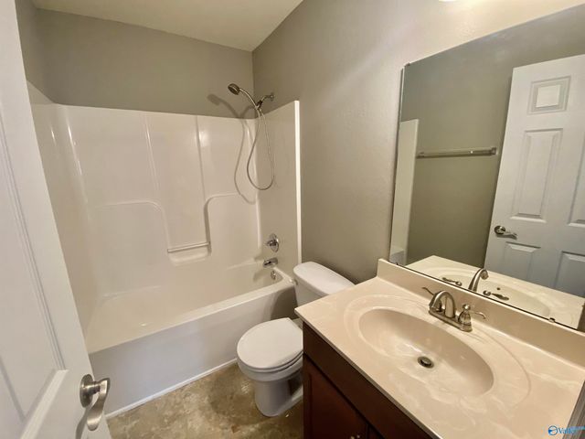 3129 SW Lakeland Drive, Madison, AL 35756