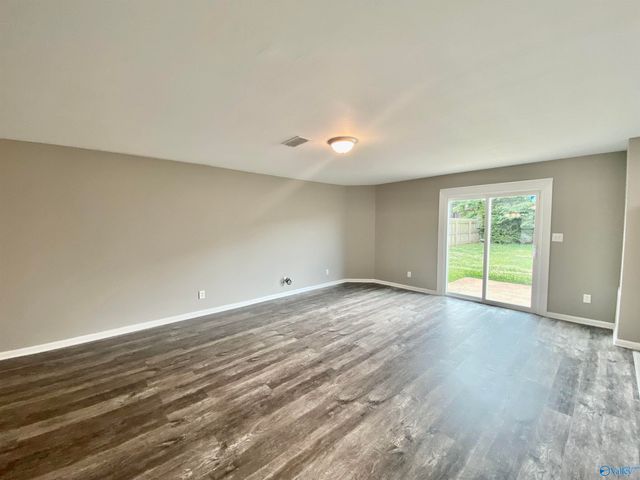 3129 SW Lakeland Drive, Madison, AL 35756