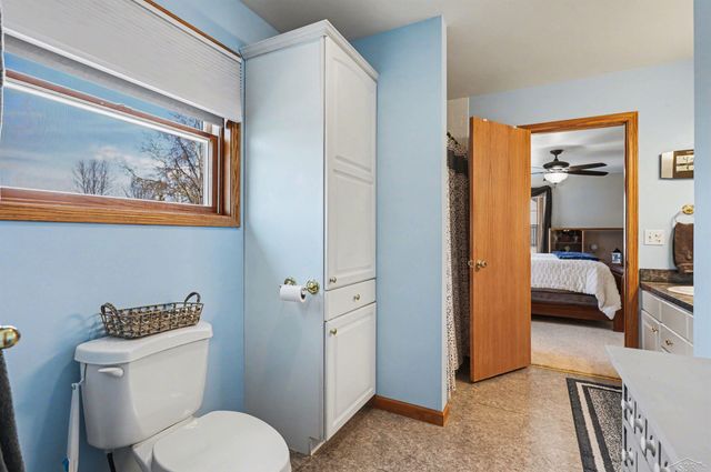 8782 Valleyview Court, Saginaw, MI 48609