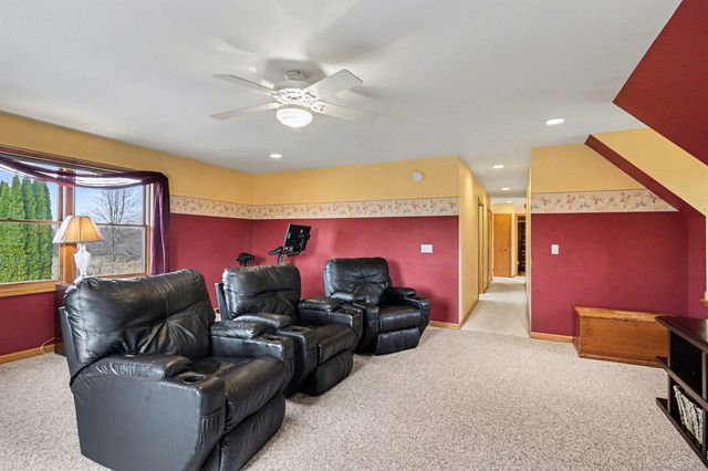8782 Valleyview Court, Saginaw, MI 48609