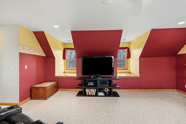 8782 Valleyview Court, Saginaw, MI 48609