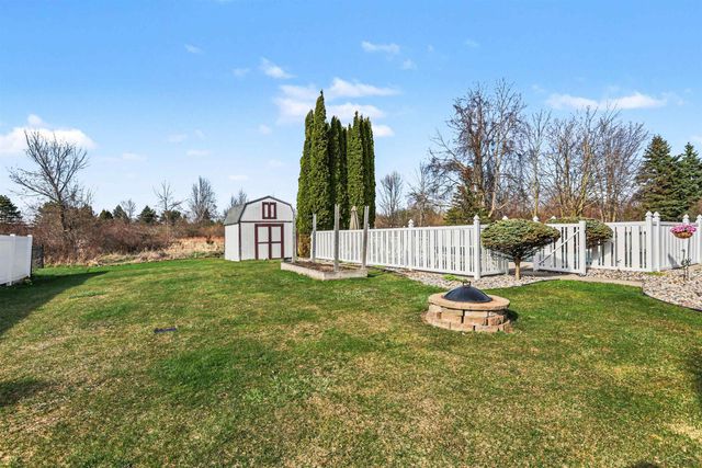8782 Valleyview Court, Saginaw, MI 48609