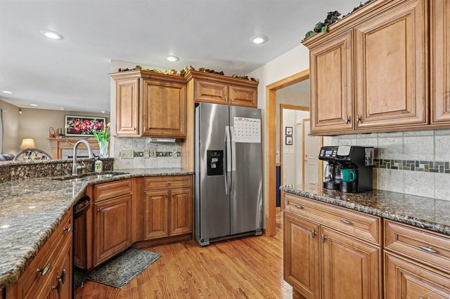 8782 Valleyview Court, Saginaw, MI 48609
