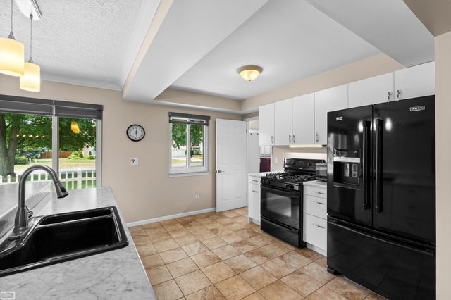13147 Independence Avenue, Utica, MI 48315