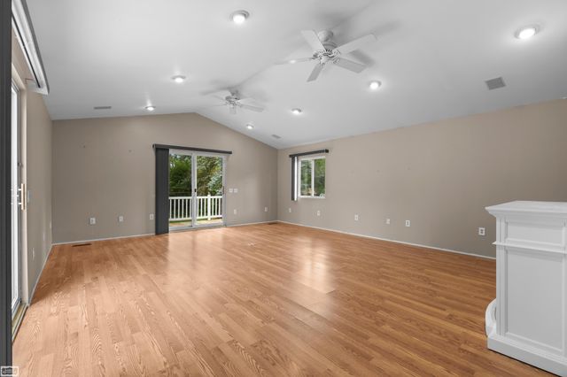 13147 Independence Avenue, Utica, MI 48315