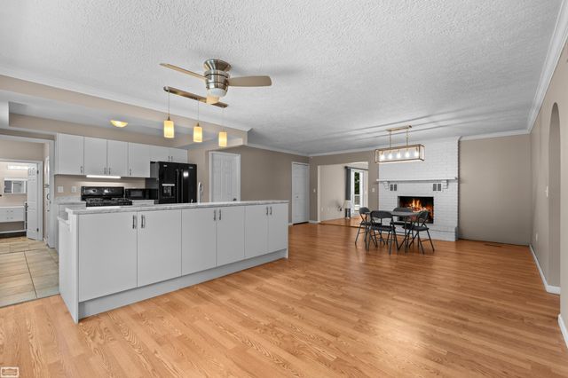 13147 Independence Avenue, Utica, MI 48315