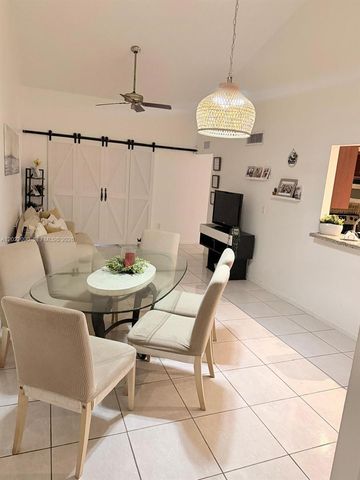 9443 Fontainebleau Blvd 209, Miami, FL 33172