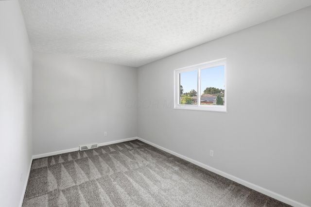 3532 Noe Bixby Road, Columbus, OH 43232