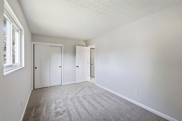 3532 Noe Bixby Road, Columbus, OH 43232
