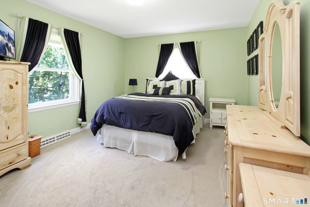 21 Twin Circle Drive, Trumbull, CT 06611