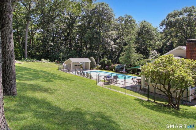 21 Twin Circle Drive, Trumbull, CT 06611