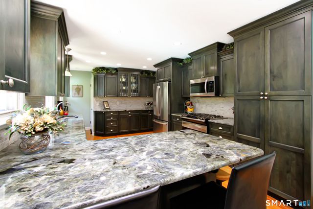 21 Twin Circle Drive, Trumbull, CT 06611
