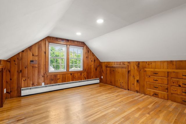15 Marie St, Tewksbury, MA 01876
