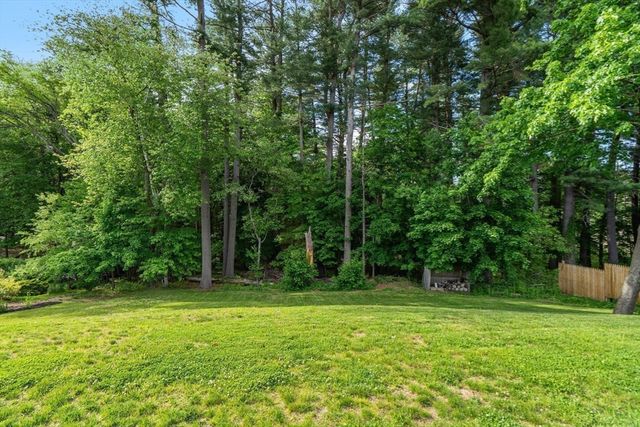 15 Marie St, Tewksbury, MA 01876