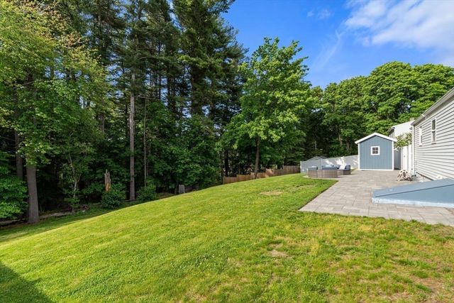 15 Marie St, Tewksbury, MA 01876