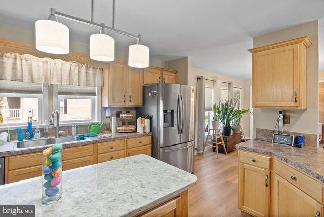 2088 BURLINGTON CIRCLE, Williamstown, NJ 08094