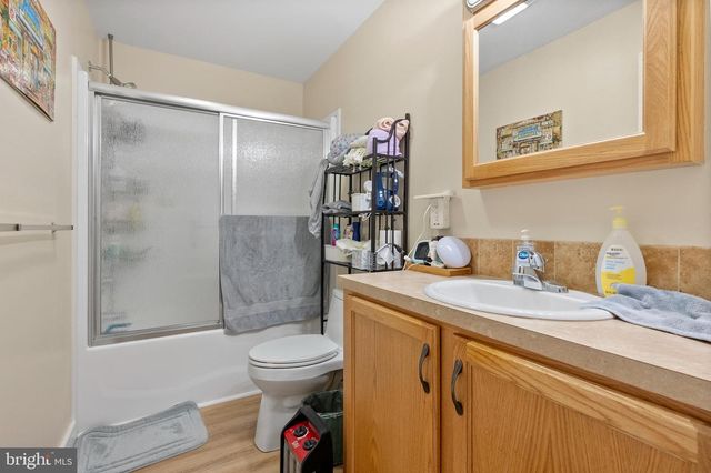 2088 BURLINGTON CIRCLE, Williamstown, NJ 08094