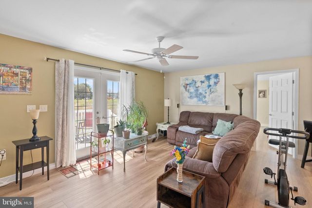 2088 BURLINGTON CIRCLE, Williamstown, NJ 08094