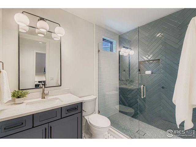 2250 Bluebell Ave, Boulder, CO 80302