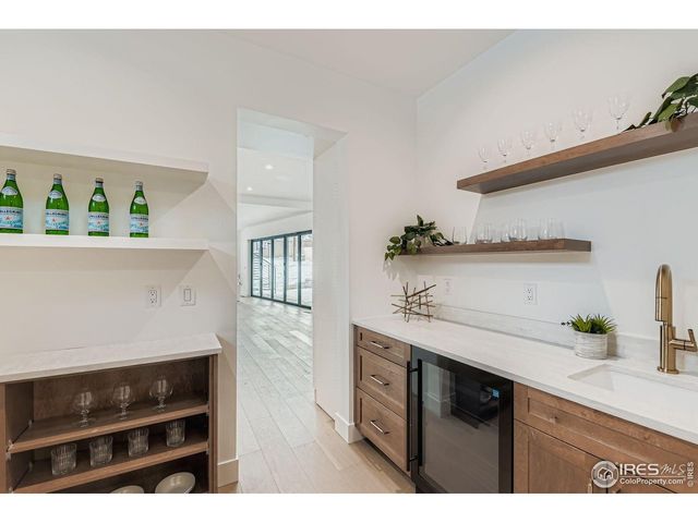 2250 Bluebell Ave, Boulder, CO 80302