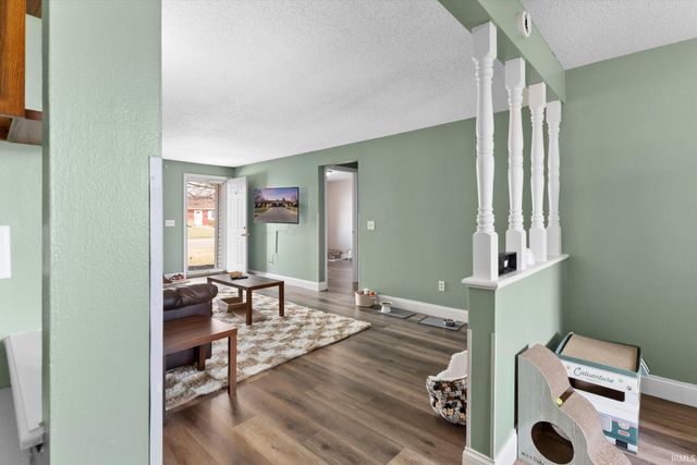 9424 Vista Park Drive, New Haven, IN 46774