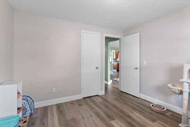 9424 Vista Park Drive, New Haven, IN 46774