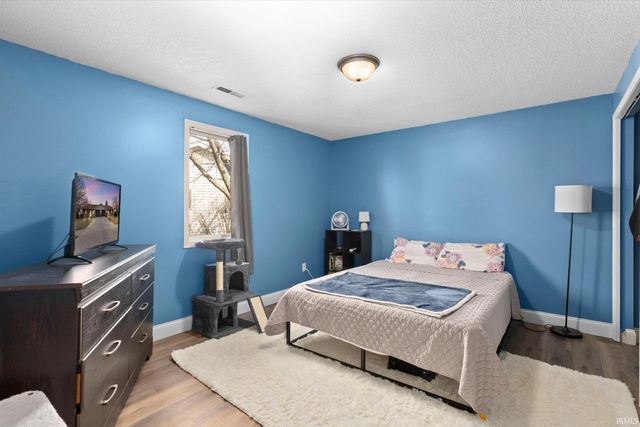 9424 Vista Park Drive, New Haven, IN 46774