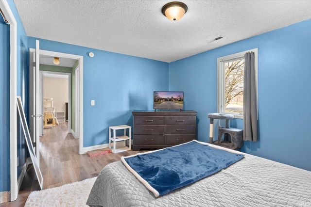 9424 Vista Park Drive, New Haven, IN 46774