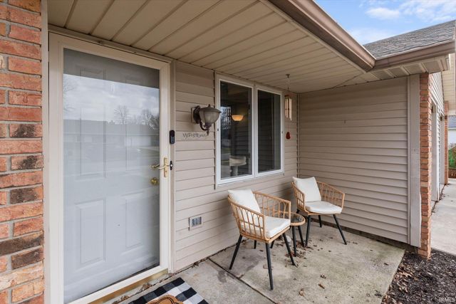 9424 Vista Park Drive, New Haven, IN 46774