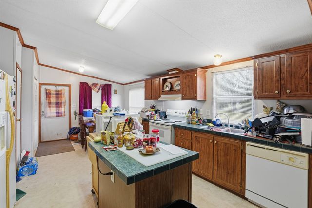 833 County Road 426, Cleburne, TX 76031