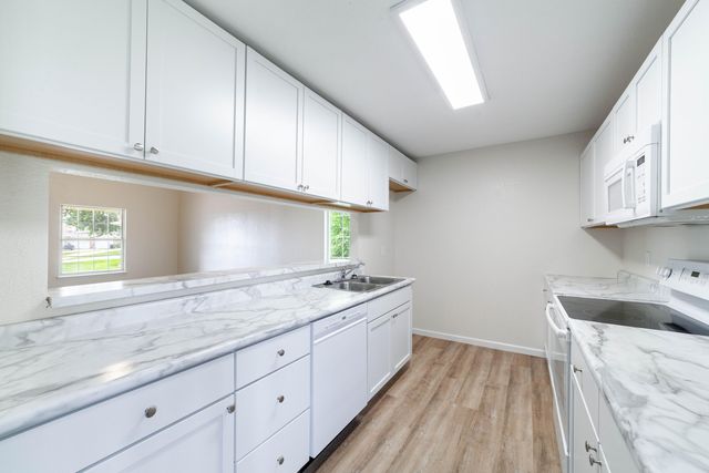 1601 TELLURIDE LN, Columbia, MO 65201
