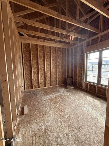 9240 Summer Song Lane, Sylvania, OH 43560