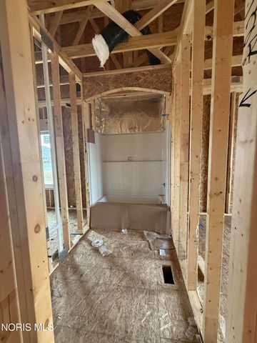 9240 Summer Song Lane, Sylvania, OH 43560