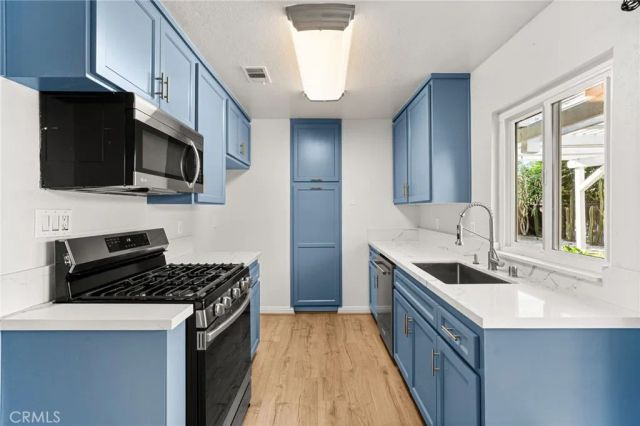 1557 Cambridge Avenue, Redlands, CA 92374
