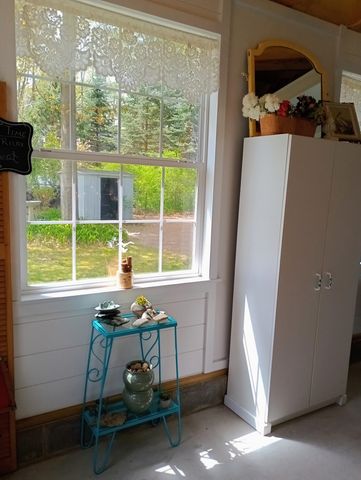 2423 West Drive, Tawas City, MI 48763