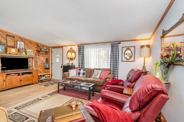 2423 West Drive, Tawas City, MI 48763