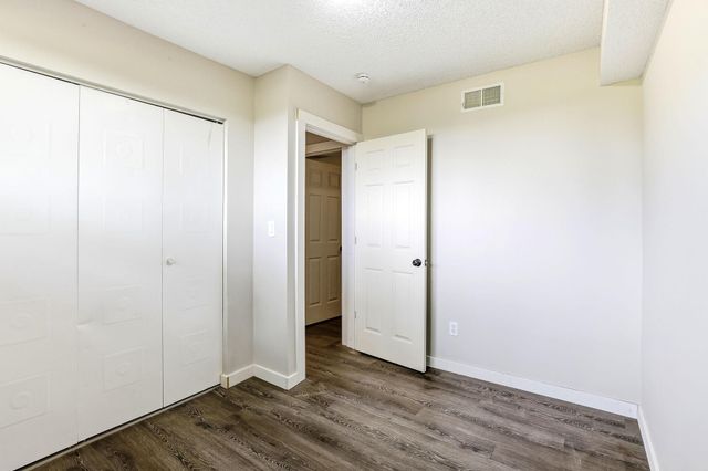 5512 Woodside Road SE, Prior Lake, MN 55372