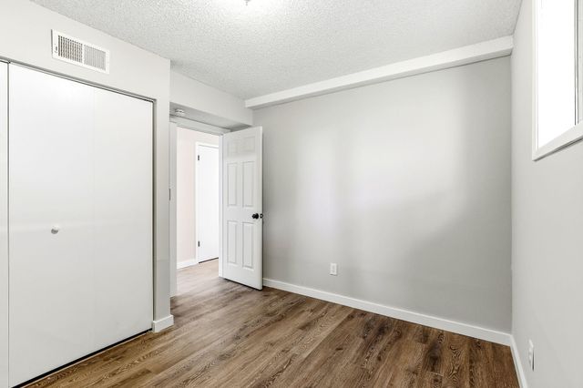 5512 Woodside Road SE, Prior Lake, MN 55372